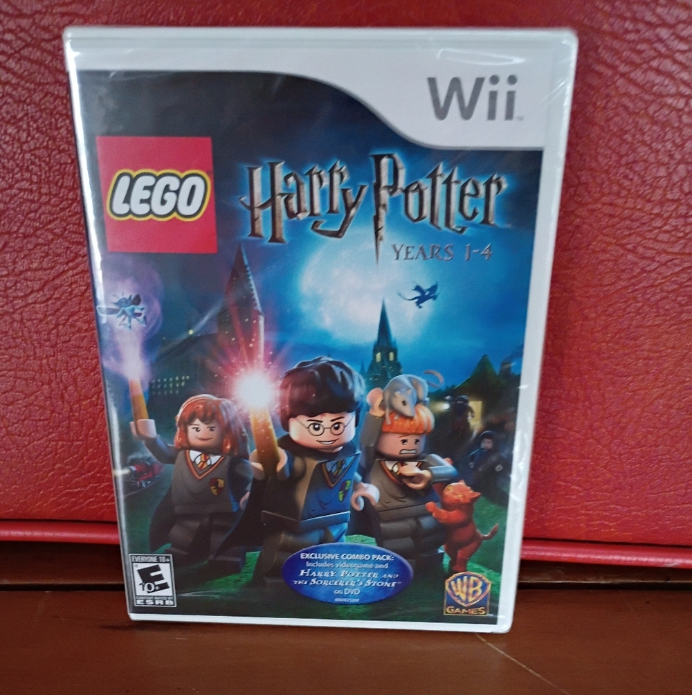 LEGO Harry Potter: Years 1-4 for Wii - Blue and Black